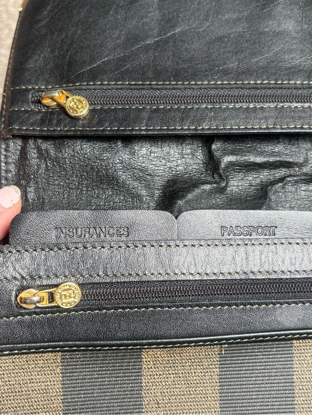 Auth Fendi pecan Organizer Clutch bag leather Vintage - Picture 4 of 16